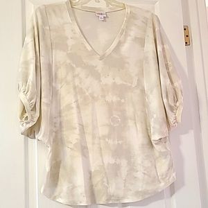LuLaRoe Renee Shirt Large